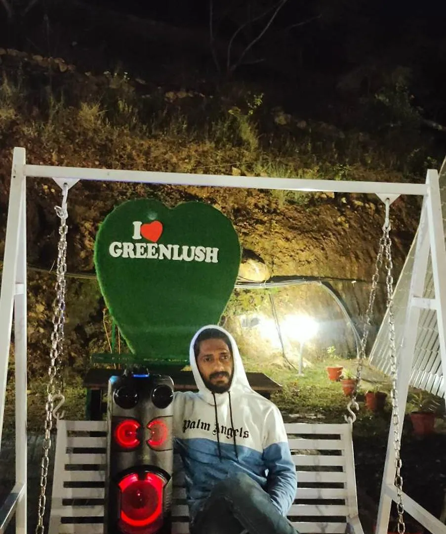 فيلة Greenlush Pīrmed الهند